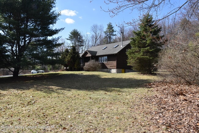 Building Photo - 219 Cherry Hill Rd