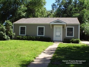 Building Photo - 1315 E Denver Dr