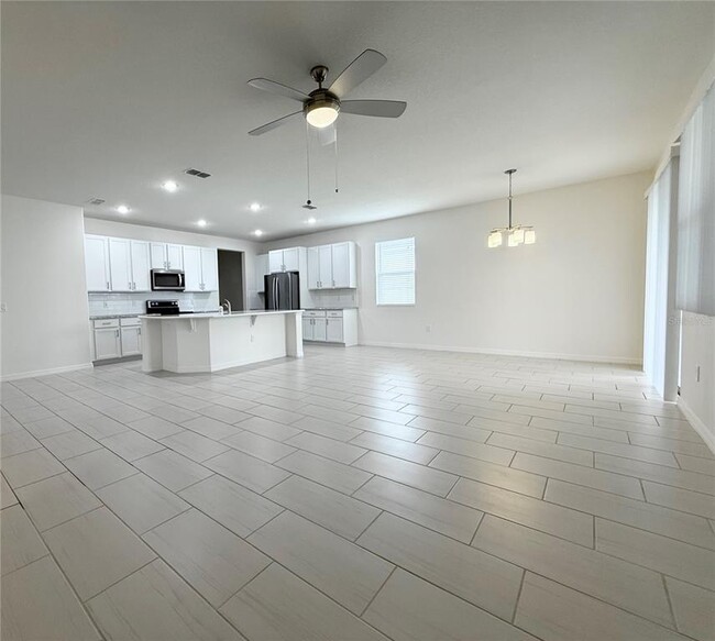 Building Photo - 12186 Sumter Dr