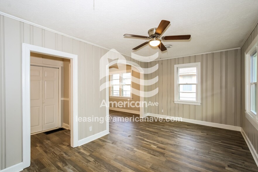 Building Photo - 426 Hampton Ave NW