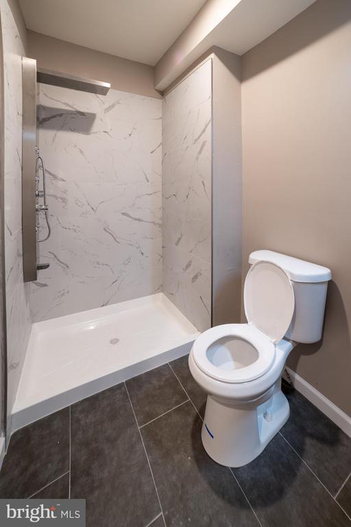 Building Photo - 1715 W Berks St