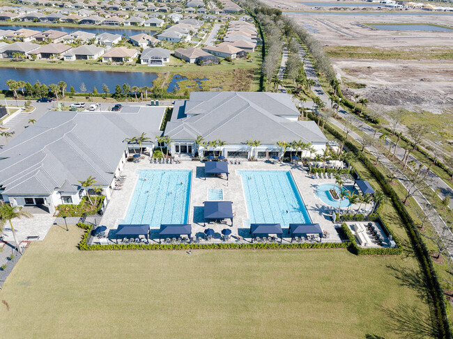 Building Photo - 13509 SW Oceanus Blvd