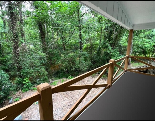 Building Photo - 5880 Beech Dr