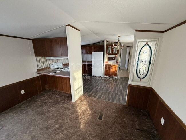 Building Photo - 116 Matts Ln