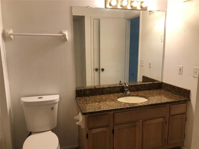 Building Photo - 482 N Pin Oak Pl