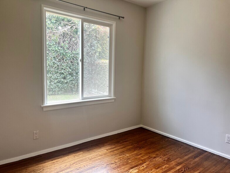 Bedroom 2 - 1348 Manhattan Beach Blvd