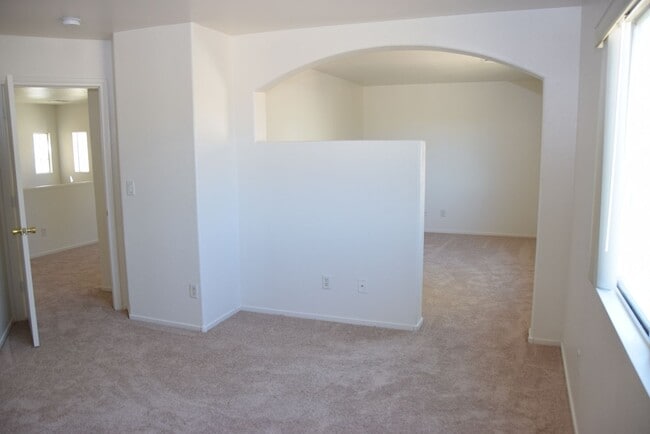 Building Photo - SPACIOUS AND ELEGANT TWO STORY HOME AT END...