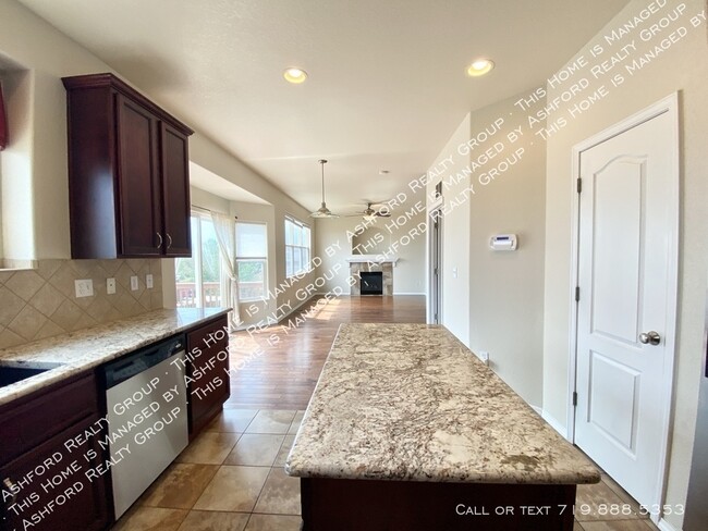 Building Photo - 6798 Wild Indigo Dr