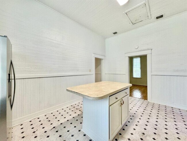 Building Photo - 2708 N 19th St