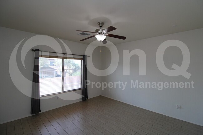 Building Photo - 7531 E Majestic Palm Ln
