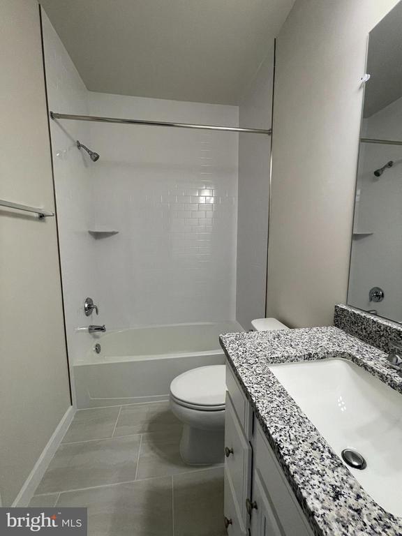 Building Photo - 4161 Red Mulberry Dr