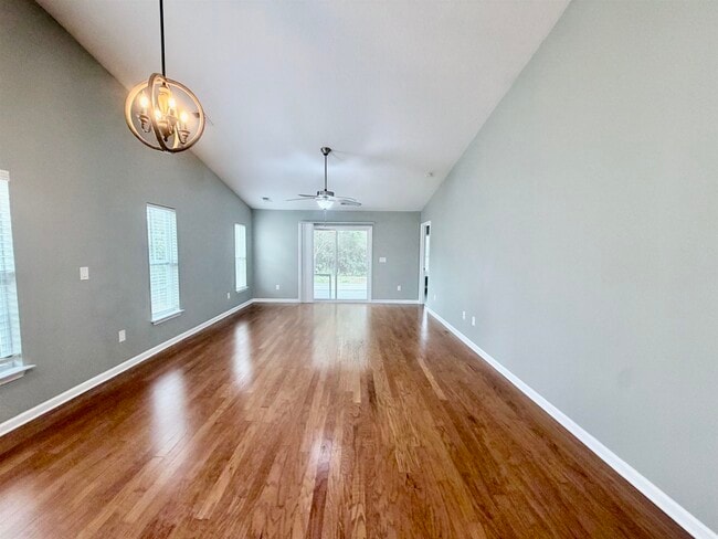 Building Photo - 368 Stafford Dr