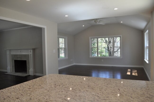 Building Photo - 349 Stow Rd