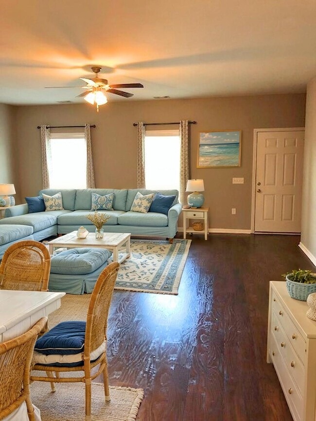 Building Photo - 136 Herschel Dr