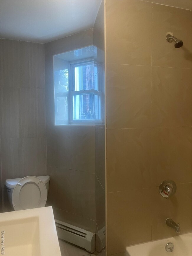 Building Photo - 44 S Bleeker St