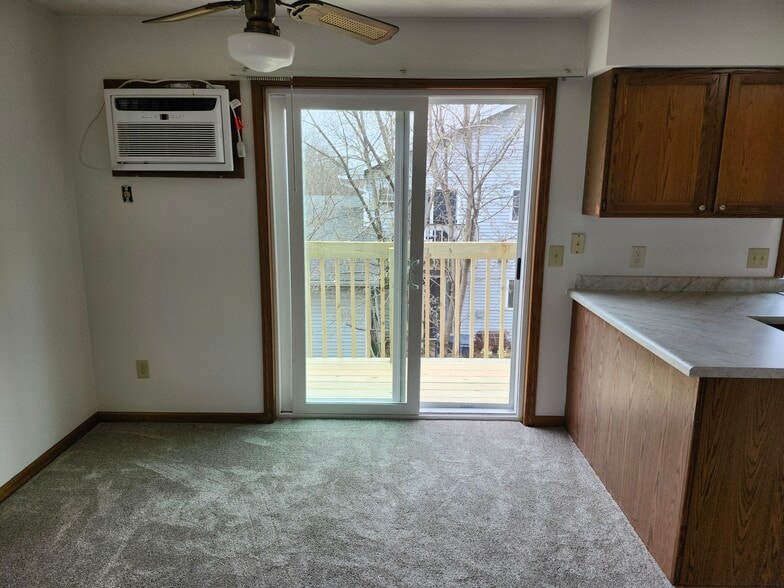 Building Photo - 4650 Hayes Rd