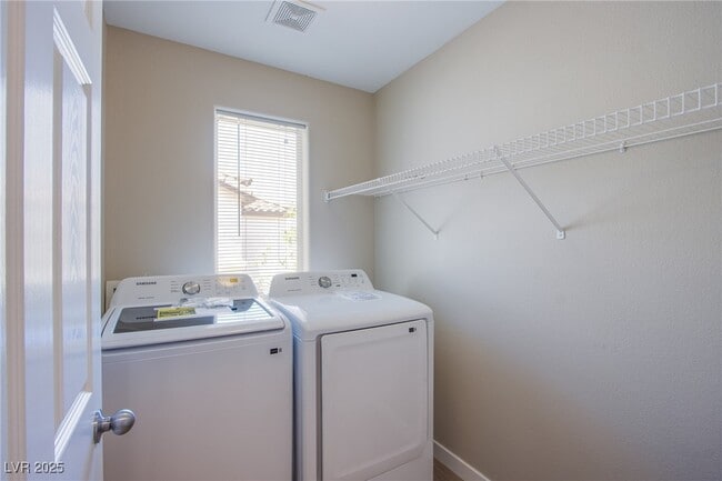 Building Photo - 5863 W Baroque Gold Ct