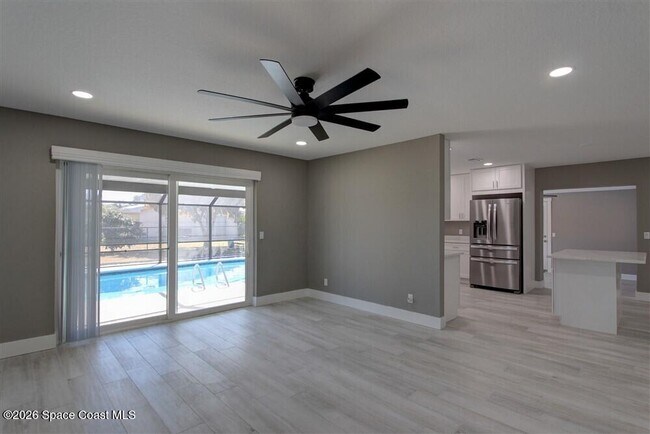 Building Photo - 983 Beechfern Ln