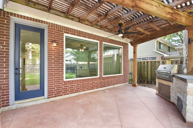 Building Photo - 31 Treescape Cir