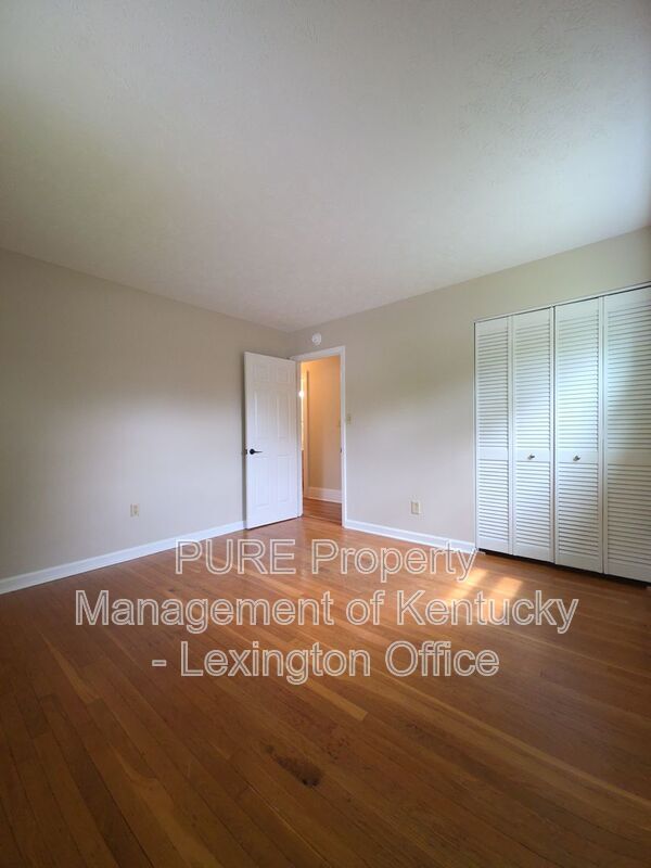 Building Photo - 1123 Gainesway Dr