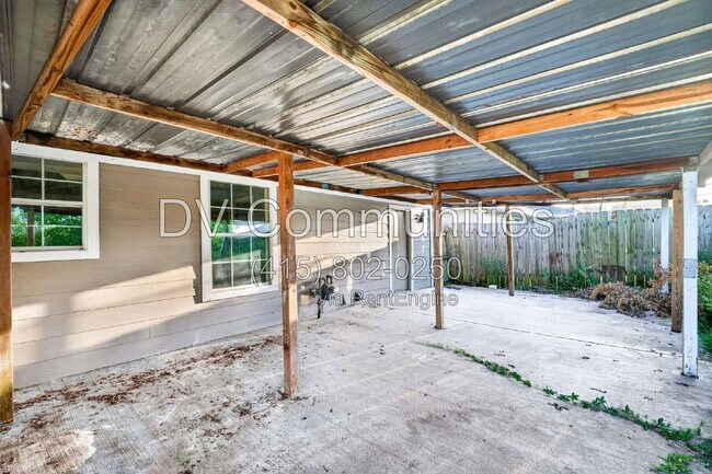 Building Photo - 3315 Bond St