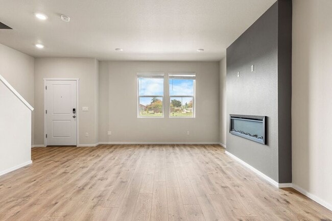 Building Photo - 3422 SW Hartley Ave