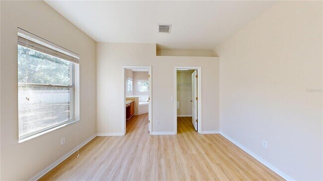 Building Photo - 1853 Atlantic Dr