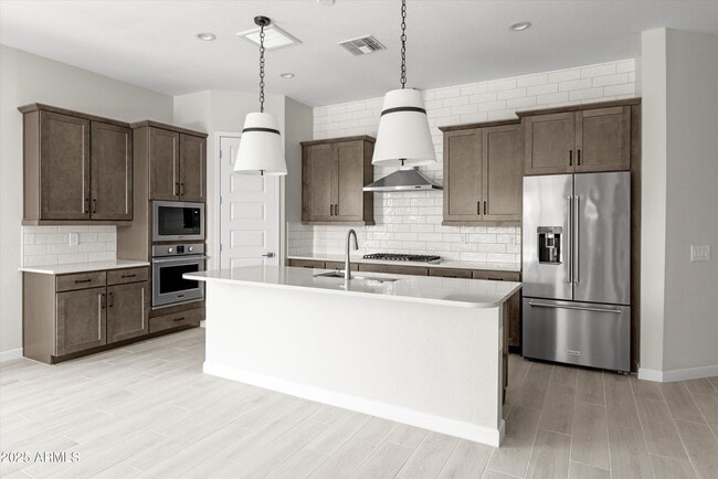 Building Photo - 21425 N 59th St