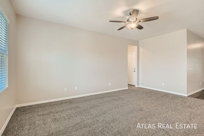 Building Photo - 4518 W Saddlebush Way
