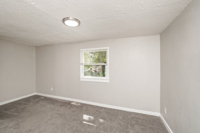 Building Photo - 1614 Arling Ave