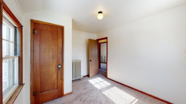 Building Photo - Private Yard