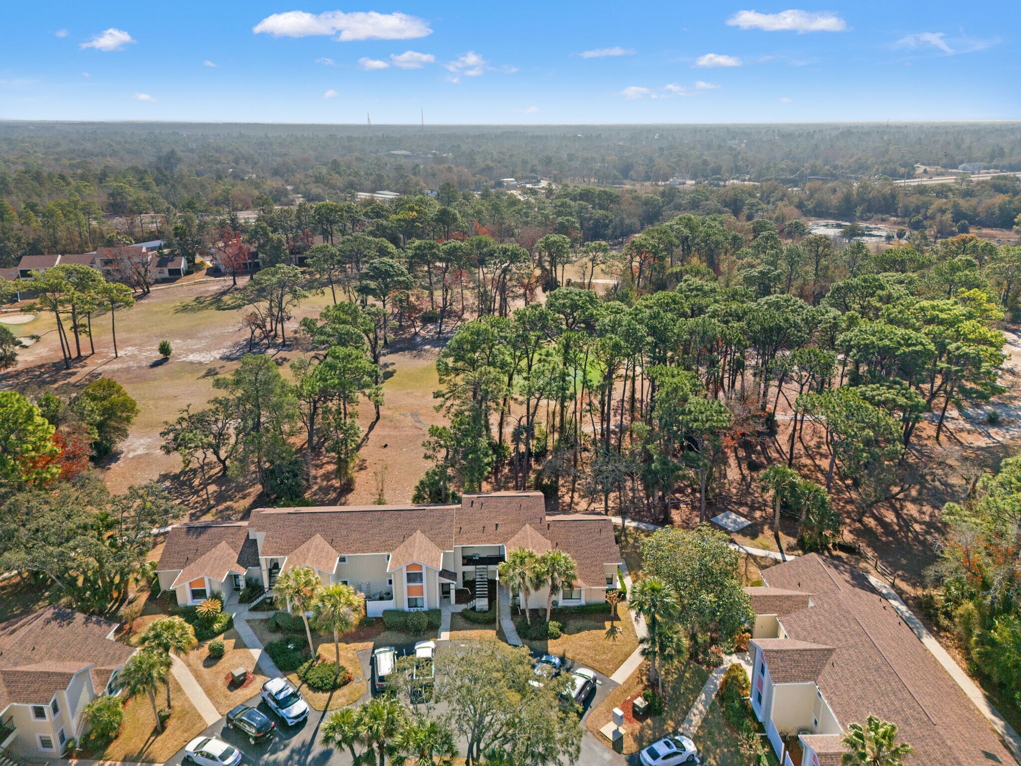 Building Photo - 8006 Picketts Ct