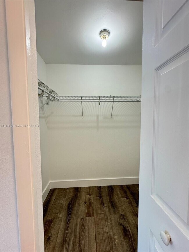 Building Photo - 16215 Saddle Club Rd