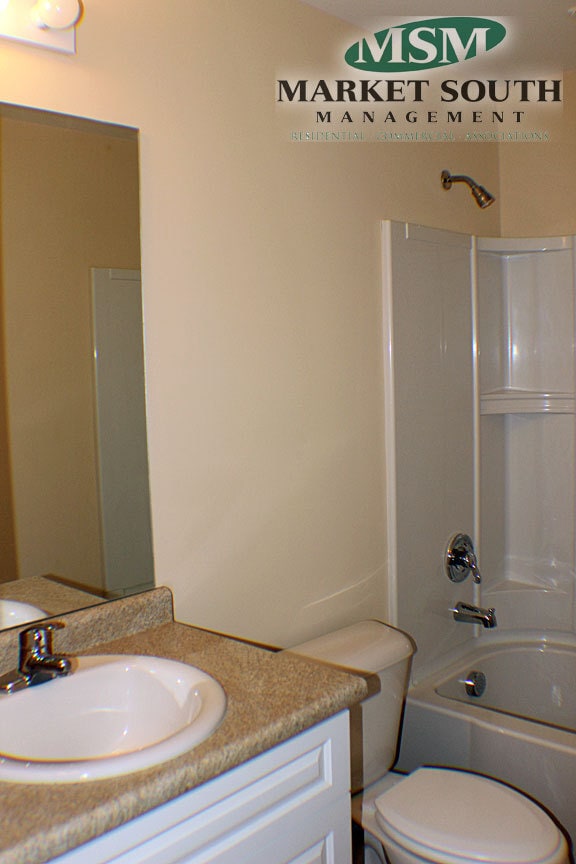 Building Photo - BLOOMINGDALE HOME