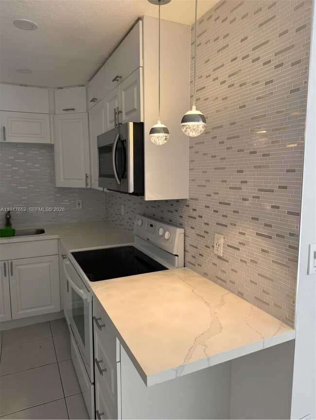 Building Photo - 14311 SW 96th St