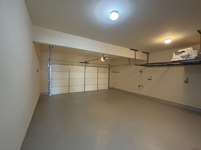 Building Photo - 781 Bridgewater Dr