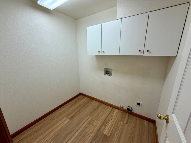 Building Photo - 3351 35th St