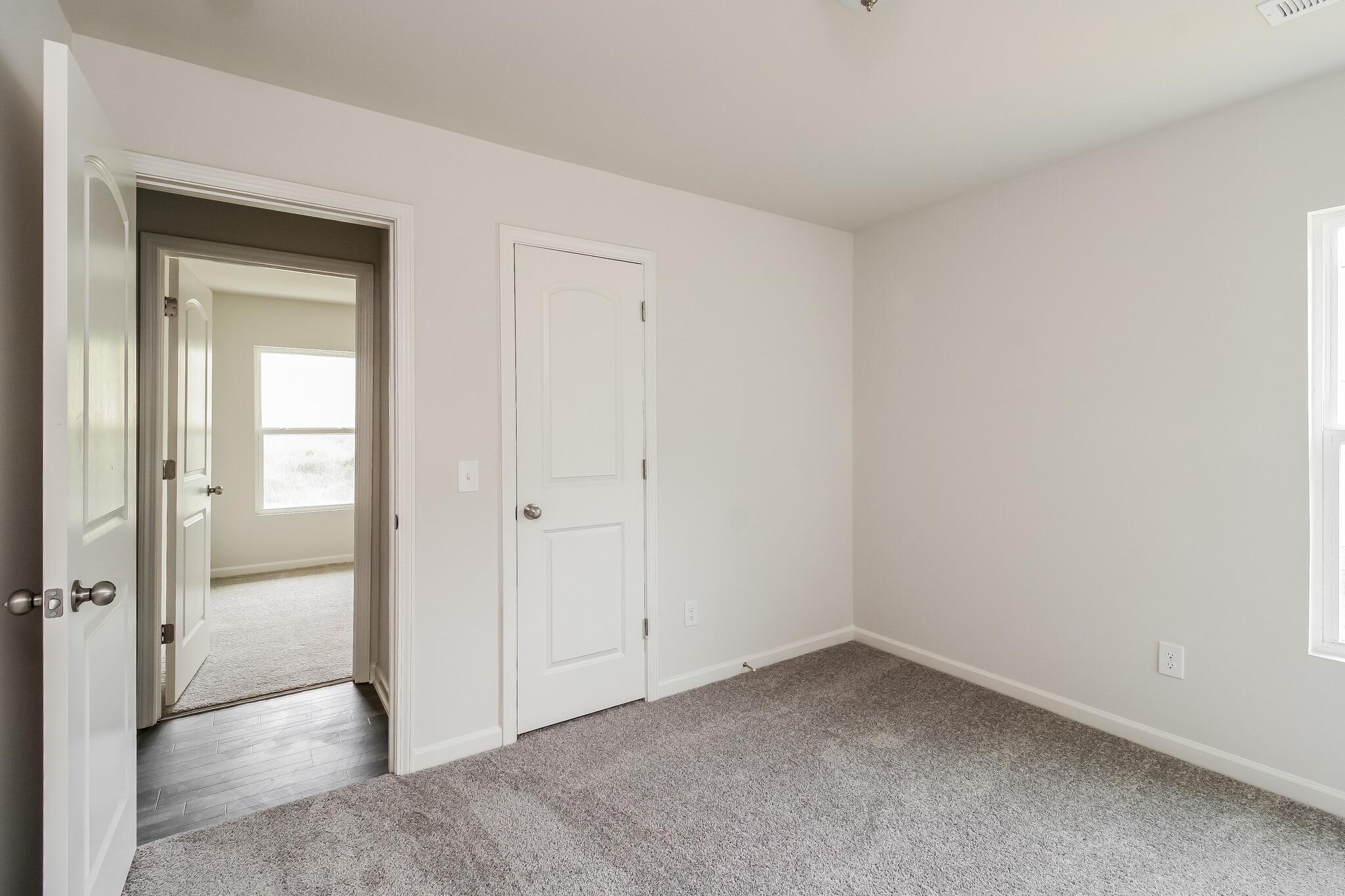 Building Photo - 2396 Heritage View Ln