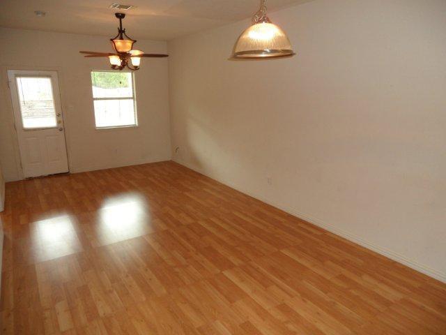Building Photo - 3124-3126 Cherry Ln