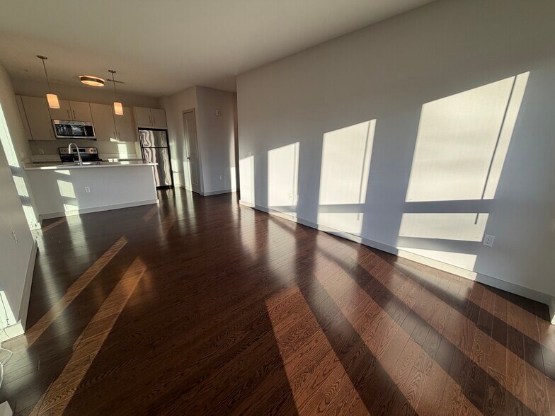 Building Photo - 40A Marion St