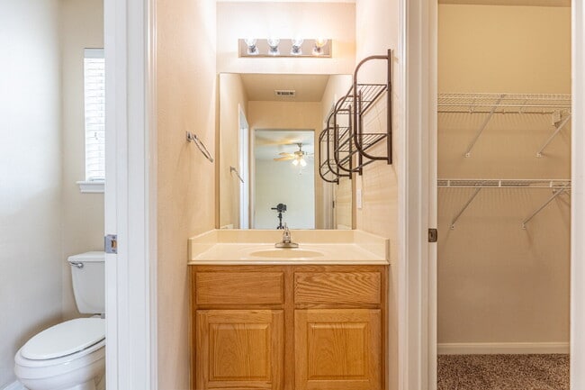 Building Photo - 630 Hookberry Trail