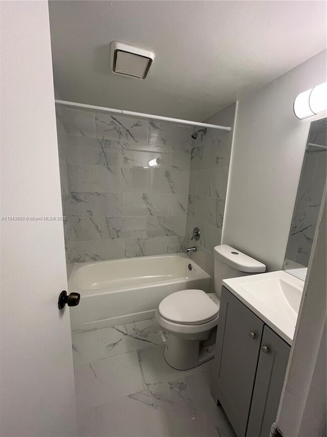 Building Photo - 7430 SW 153rd Pl