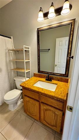 Building Photo - 3818 Blossom Dr