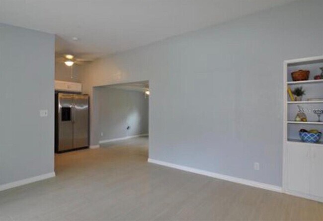 Building Photo - 1332 Hillcrest Dr