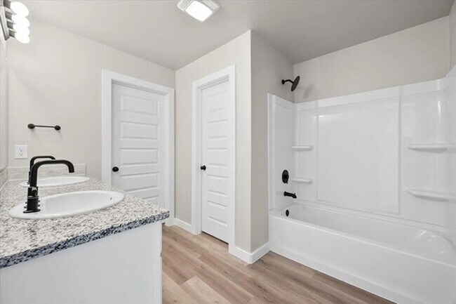 Building Photo - Perfect 4 bedroom 2 bath Home in South Lubbock