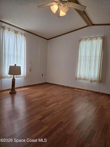 Building Photo - 6863 Columbine Dr