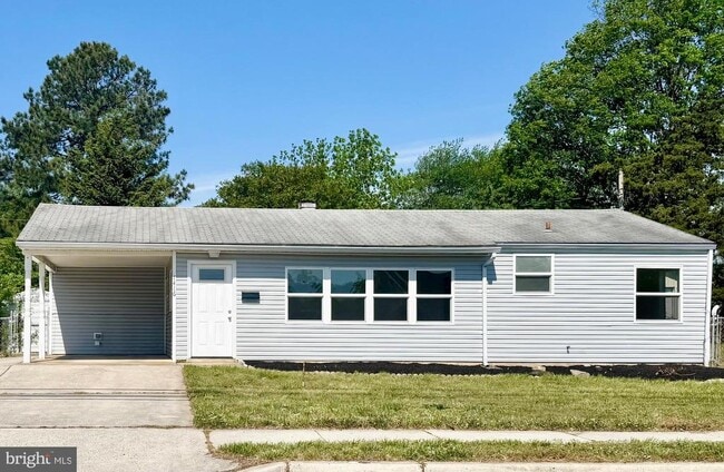 Building Photo - 1416 S Governors Ave