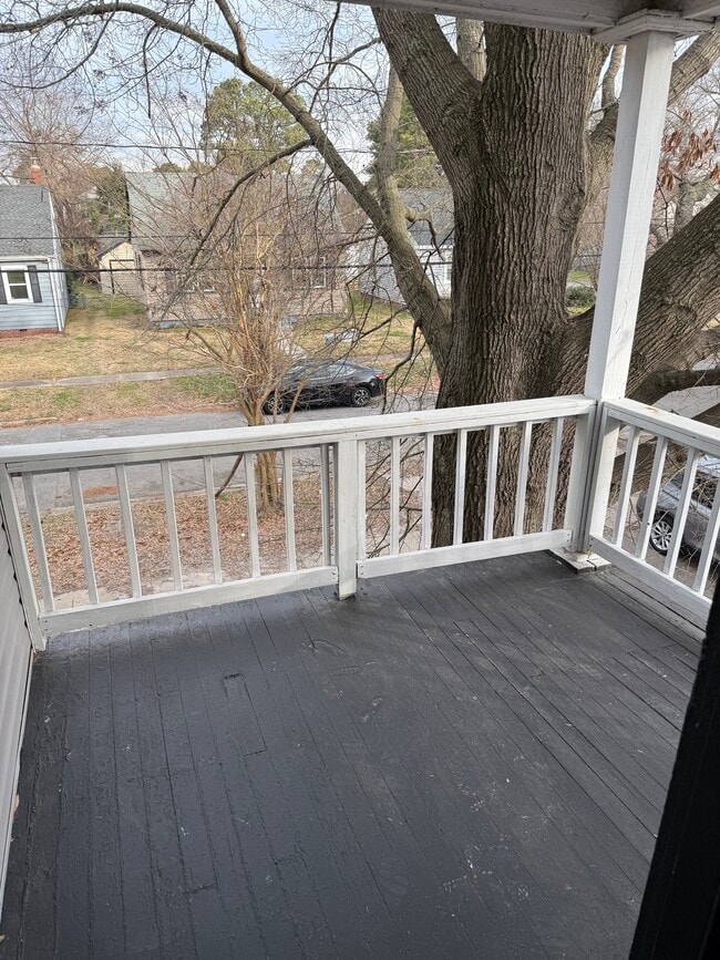 Building Photo - 1707 Holladay St