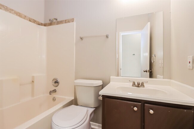 Building Photo - 22034 Willow Downs Dr