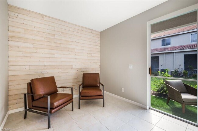 Building Photo - 10004 Ravello Blvd